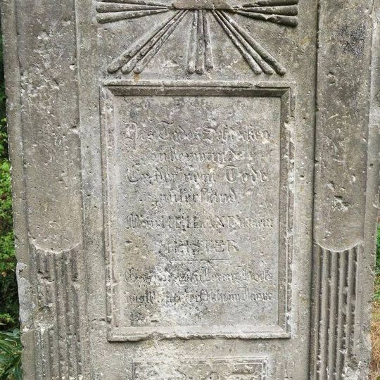 Křížu potoka naproti domu 62 ve Valteřicích