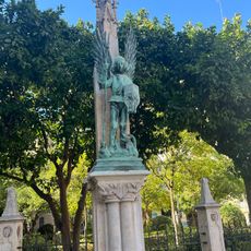 Estàtua de l'Arcàngel Sant Miquel