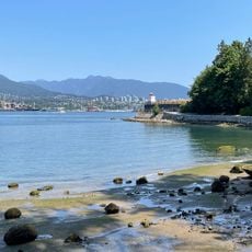 The Port of Vancouver Lookout