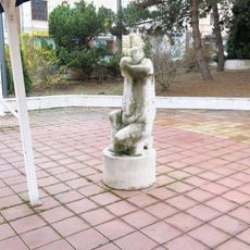 Socha Dvojice na terase u hotelu Vladimir v Ústí nad Labem