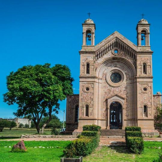 Templo de San Isidro Labrador, Hacienda de Garabato