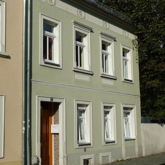 Wohnhaus in halboffener Bebauung Carolinenstraße 23
