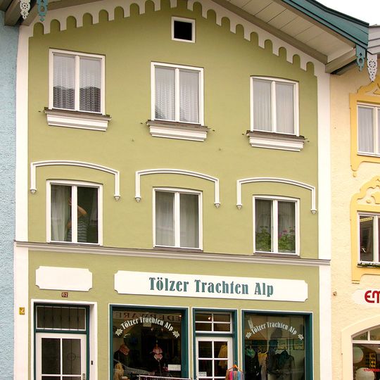 Wohn- und Geschäftshaus