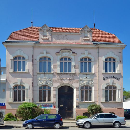 Verwaltungs- /Bürogebäude, ehem. Rathaus