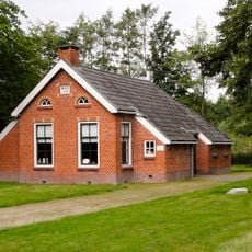 Skoallewyk 10, Houtigehage