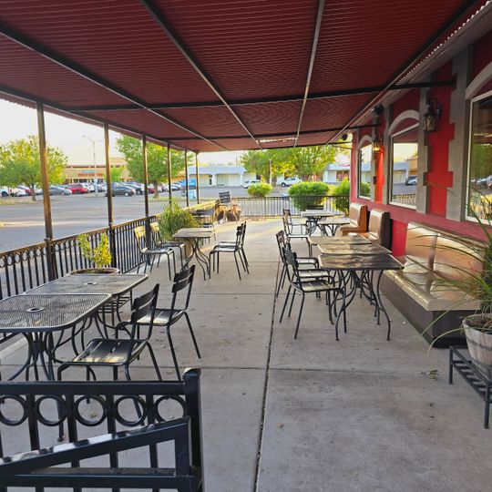 Kely's Crepes & Burgers
