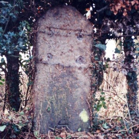 Milestone, Stoke Manor