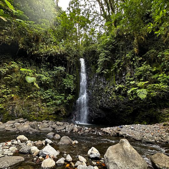 6 Waterfalls Hike Traihead