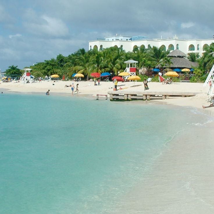 Doctor's Cave Beach