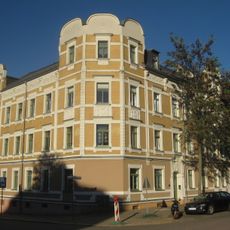 Mietshaus in geschlossener Bebauung in Ecklage Fichtestraße 35