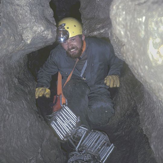 Cueva Cadomin
