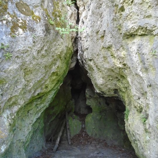 Nagyszénási Cavity