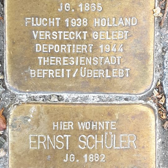 Stolperstein en memoria de Ernst Schüler