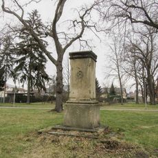 Podstavec ve Štěpánově u kostela svaté Barbory