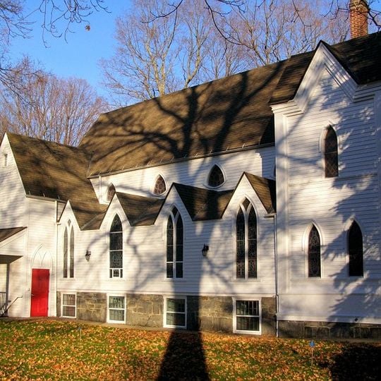 Pine Meadow Historic District