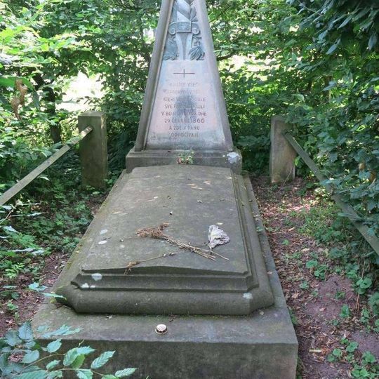 Pomník padlým v bitvě u Jičína 1866 Na Žabínku v Jičíně