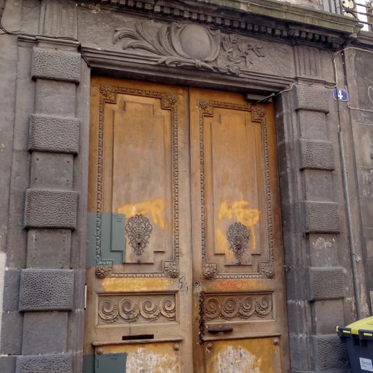 Hôtel Dauphin de Montrodeix