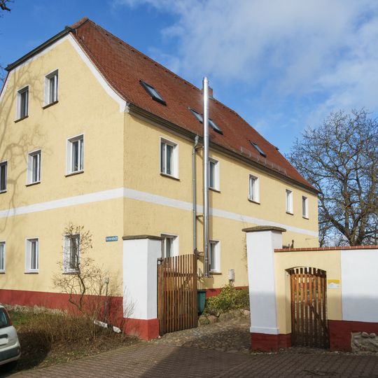 Dorfstraße 20