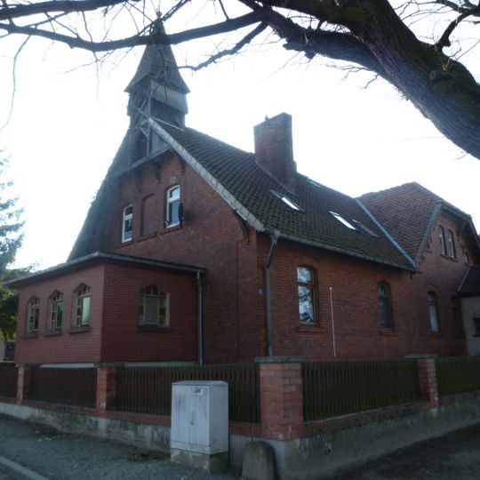 Schulhaus Mannhausen