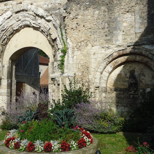 Abbaye Notre-Dame d'Ivry-la-Bataille