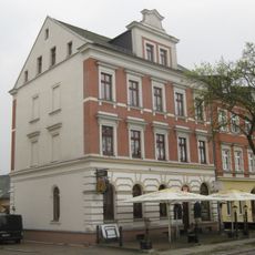 Mietshaus in halboffener Bebauung mit Vorgarten Margaretenstraße 19