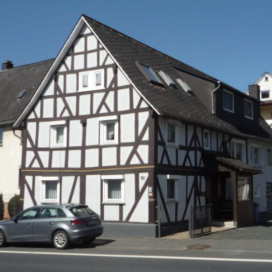 Hauptstraße 95