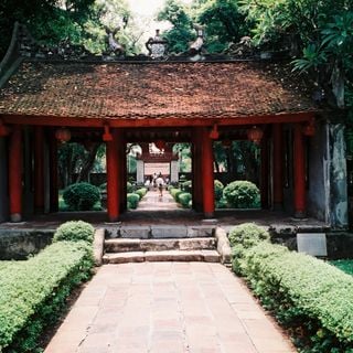 Dai Trung gate