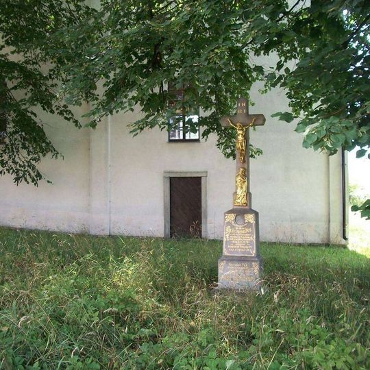 Kříž západně od Kámenu
