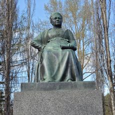 Minna Canth Statue