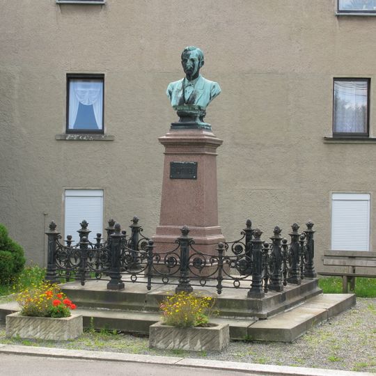 Denkmal mit Einfriedung Am Dr.-Dittes-Denkmal 1
