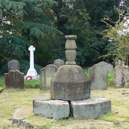 Medieval cross in St Martin's churchyard, Preston Gubbals