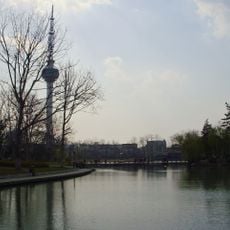 Yunlong Park