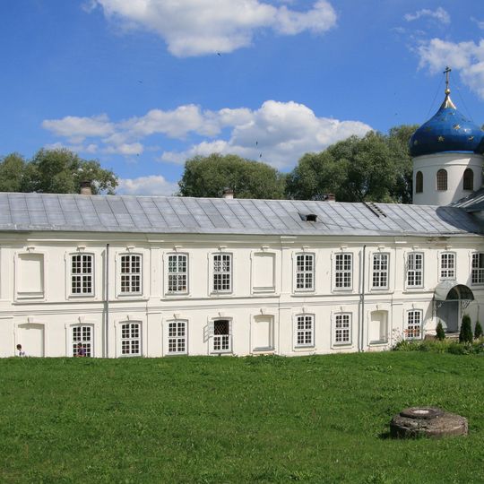 Корпус келий наместника, казначея, ризничего и эконома