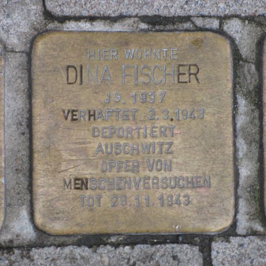 Stolperstein dedicated to Dina Fischer