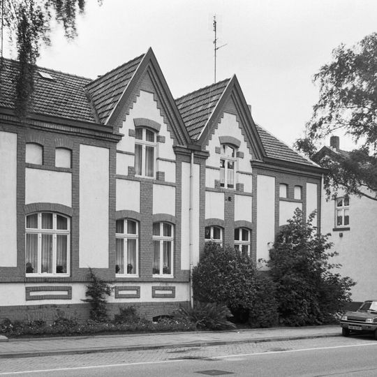 Laurastraat 68, Kerkrade