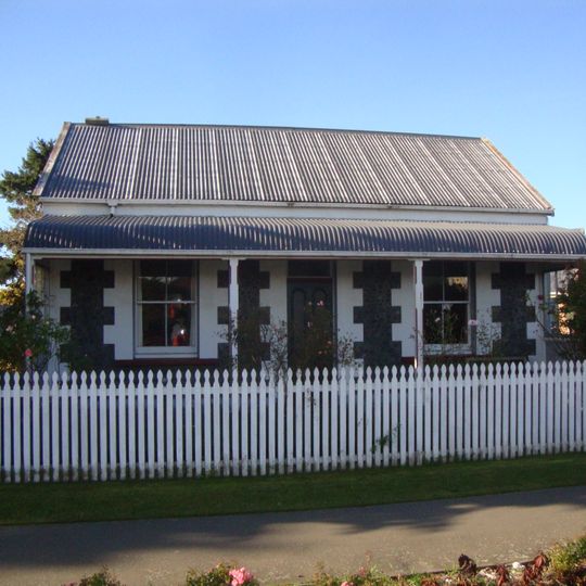 Cottage at 13 Spencer Street
