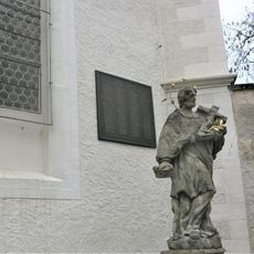 Pamětní deska padlým v 1. světové válce na kostele v Krásném Březně