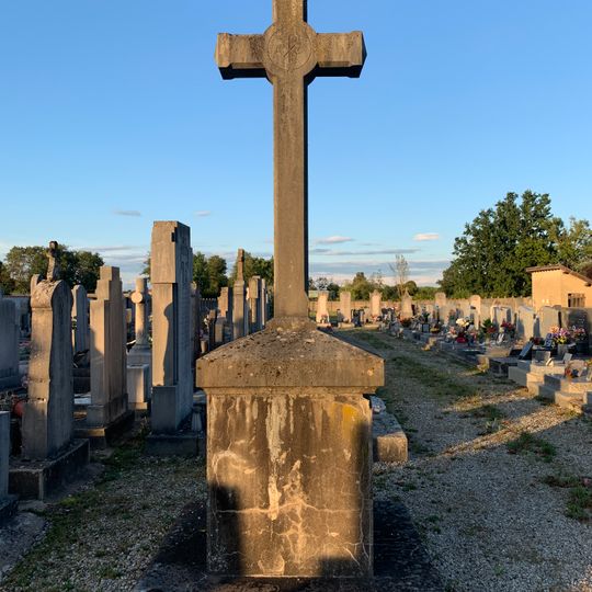 Cemetery cross of Marlieux