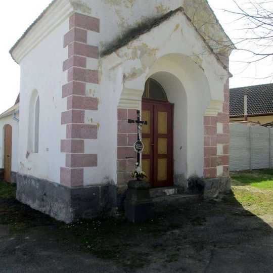 Kříž u kaple ve Veřechově