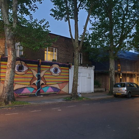 9-21, Cowley Road Sw9