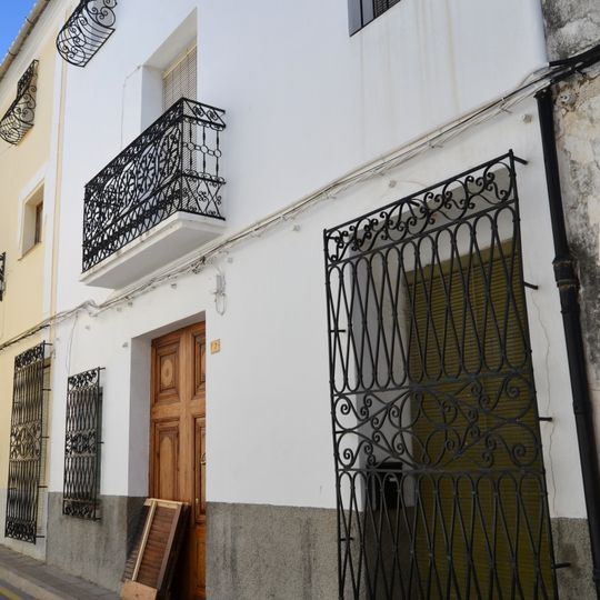 Edificio de la Calle Colón, 7