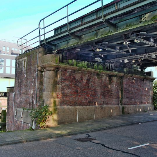 Brug 19S, Spoorbrug Westerdokseiland