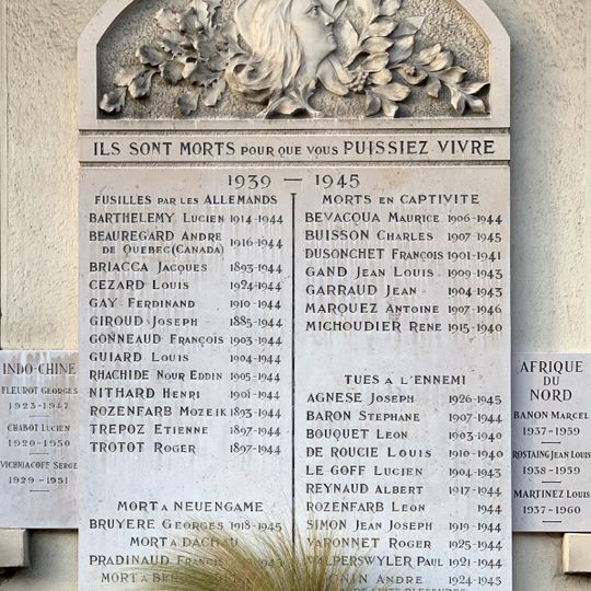 Monument aux morts de l'école Édouard Herriot