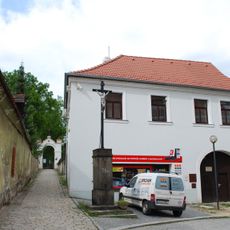 Kříž v Týnu nad Vltavou v Jiráskově ulici