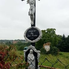 Wayside cross in Ledenická
