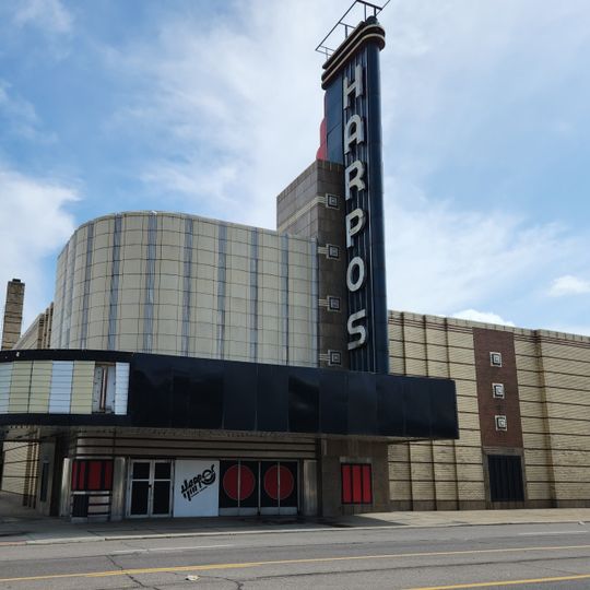 Harpos Concert Theatre