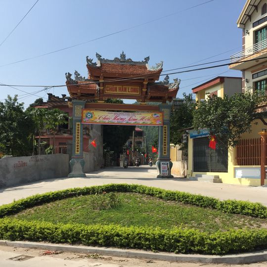 Ham Long Buddhist temple