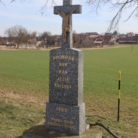 Kříž u silnice u Blatnice