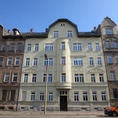 Mietshaus in geschlossener Bebauung Bernsdorfer Straße 95