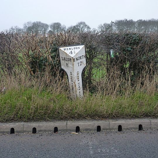Milepost At Ngr Sj 5836 0452